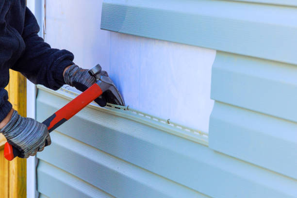 Reliable Vinyl Siding contractor in Raymond, WA by Squared Siding