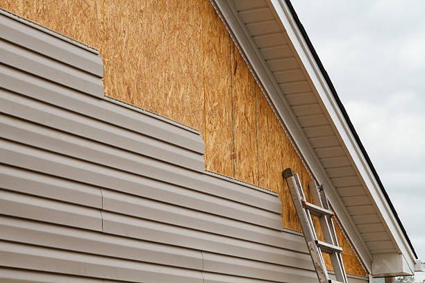 24/7 Emergency Vinyl Siding experts in Raymond, WA